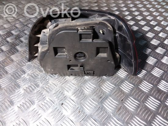 BMW 5 E39 Rear/tail lights 8358031