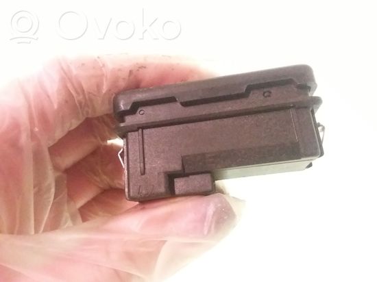 BMW 5 E39 Hazard light switch 8350947