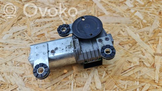 BMW 5 E39 Rear window wiper motor 8361640