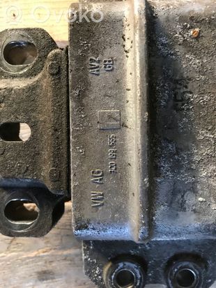 Volkswagen PASSAT B6 Engine mount bracket 3c0199555r