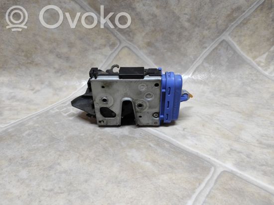 Audi A4 S4 B5 8D Rear door lock 8D0839015