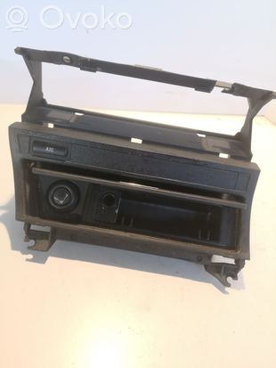 BMW 3 E46 Ashtray (front) 307090800
