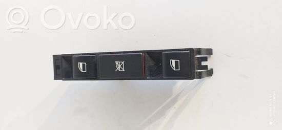BMW 3 E46 Electric window control switch 61318381518