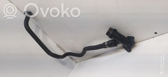 BMW 5 E39 Engine coolant pipe/hose