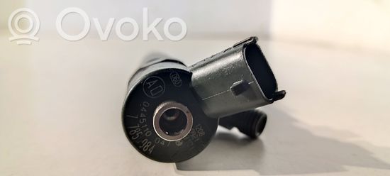 BMW 3 E46 Fuel injector 0445110047