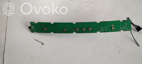 BMW 5 E60 E61 Aerial antenna amplifier 6520693171802 6931718