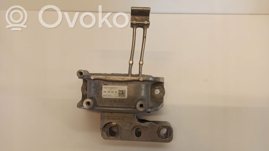 Volkswagen Tiguan Engine mount bracket 5QA199262DF