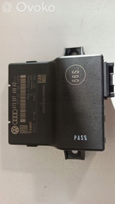 Audi A5 8T 8F Gateway control module 8T0907468AD