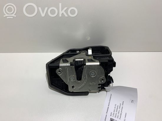 BMW 5 E60 E61 Front door lock 7036169