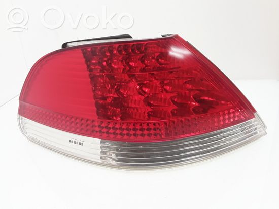 BMW 7 E65 E66 Rear/tail lights 6911785
