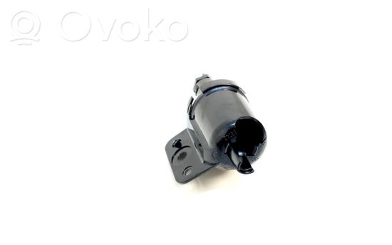 BMW 7 E65 E66 Front door handle light (exterior) 8379697