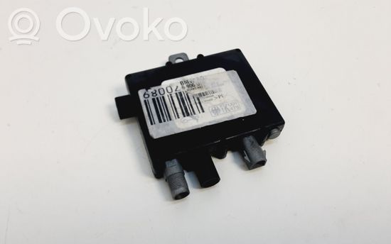 BMW X5 E53 Aerial antenna amplifier 6906070