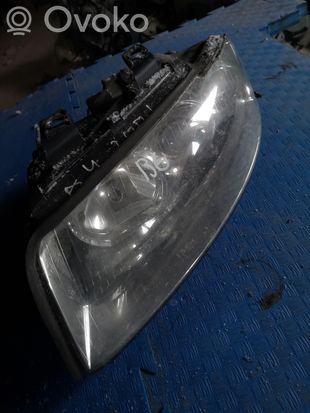 Audi A4 S4 B6 8E 8H Headlight/headlamp