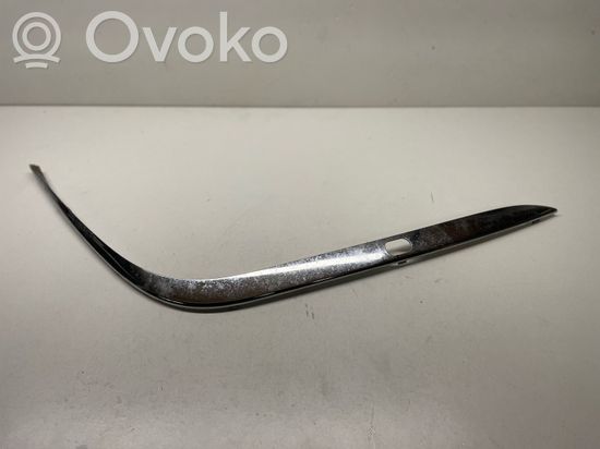 BMW 7 E38 Front bumper splitter molding 8125438