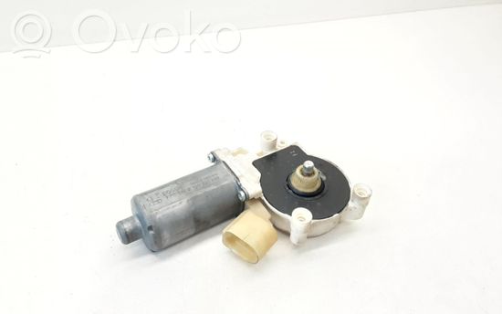 BMW 5 E60 E61 Front door window regulator motor 6981142 997748100