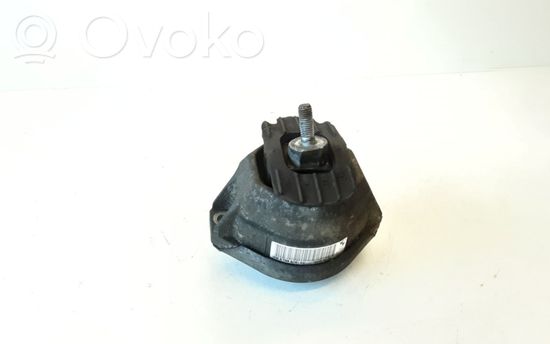 BMW 5 E60 E61 Engine mount bracket 676987402 15934612FR
