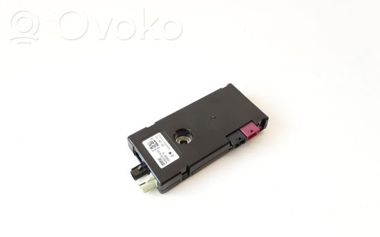 BMW 3 F30 F31 F80 Aerial antenna amplifier AV923151404