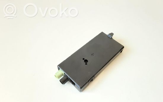 BMW 3 F30 F31 F80 Aerial antenna amplifier AV923151404