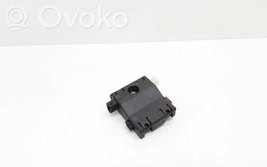 BMW 3 E90 E91 Aerial antenna amplifier 9141491 65209141491