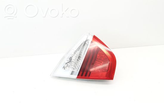 BMW 3 E90 E91 Tailgate rear/tail lights 6937459