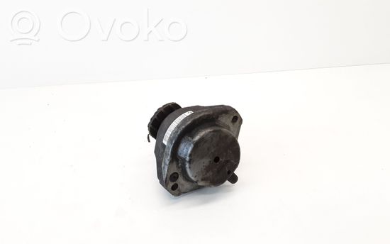 BMW 5 E60 E61 Engine mount bracket 6769874