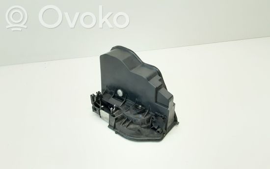 BMW 1 E81 E87 Front door lock 7167073