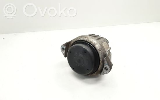BMW 1 E81 E87 Engine mount bracket 13981112