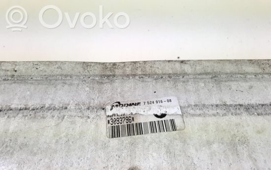 BMW 3 E90 E91 Intercooler radiator 7524916 3093796