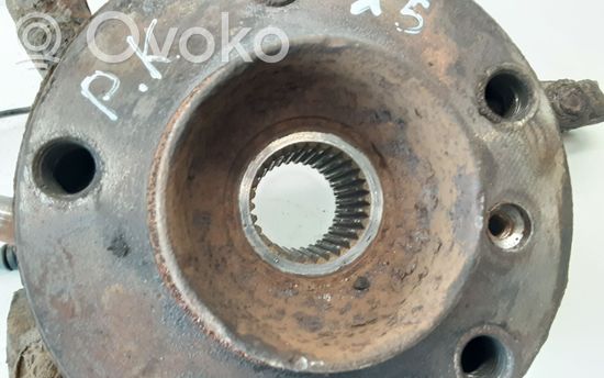 BMW X5 E53 Front wheel hub spindle knuckle