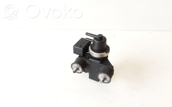 BMW X5 E53 Turbo solenoid valve 2247906 72279600
