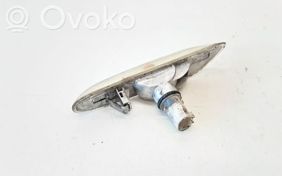 BMW 3 E46 Front fender indicator light