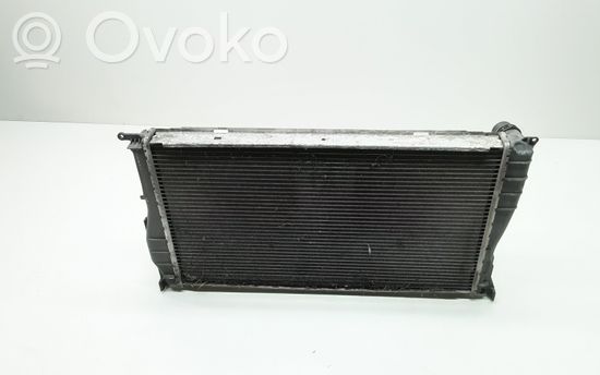 BMW 3 E90 E91 Coolant radiator 7788903 17117788903 3094174