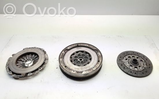 BMW 1 E81 E87 Clutch set kit 7577479 7567831 7567830