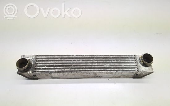 BMW 5 E60 E61 Intercooler radiator 7795823 17517795823