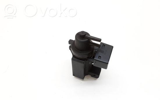 BMW 3 E90 E91 Turbo solenoid valve 7796634