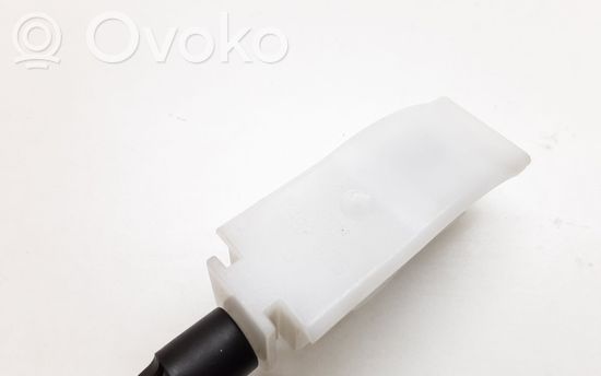 BMW 3 E92 E93 Front door cable line