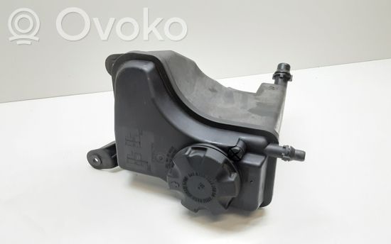 BMW 3 E90 E91 Coolant expansion tank/reservoir 7810592 17137810592