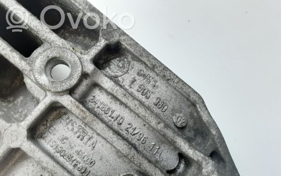 BMW 3 E90 E91 A/C compressor mount bracket 7505980