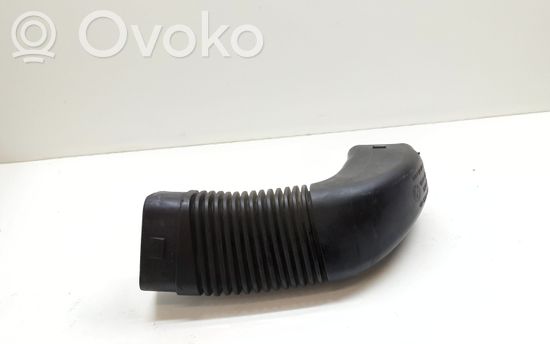 BMW 3 E90 E91 Air intake duct part 7790607 13717790607