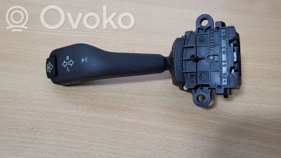 BMW 5 E39 Indicator stalk 8363668