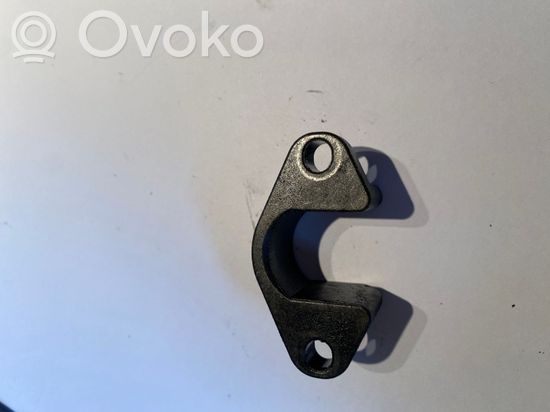 BMW 3 E90 E91 Fuel Injector clamp holder