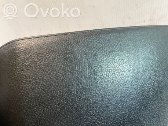 BMW 3 E90 E91 Armrest E116233221 116233221 93016