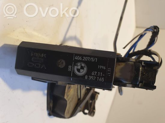 BMW 5 E39 Rear door lock 40620751 67118352165