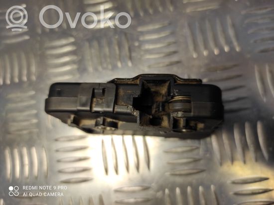 BMW 3 E46 Tailgate/trunk/boot lock/catch/latch 8218849