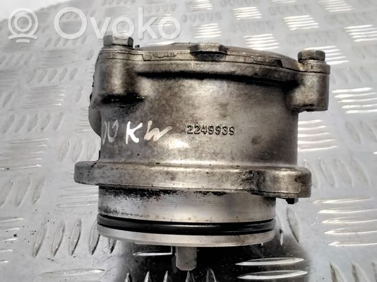 BMW 3 E46 Vacuum pump 2249939 96110885