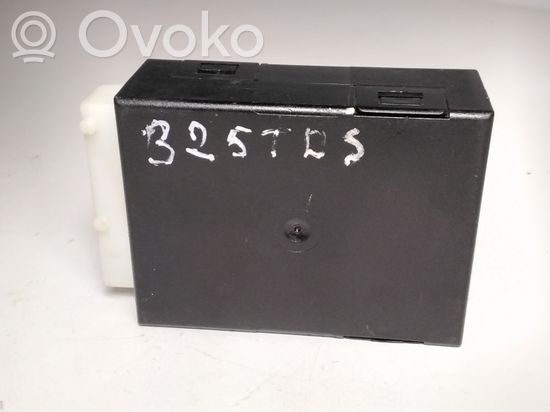 BMW 3 E36 Other control units/modules 61358353099 109110 439301