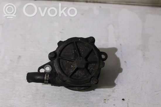 BMW 5 E39 Vacuum pump 2249939