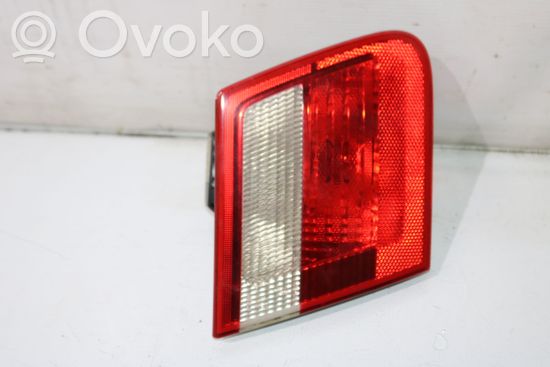 BMW 3 E46 Tailgate rear/tail lights