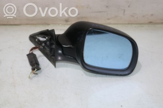 Audi A4 S4 B5 8D Front door electric wing mirror