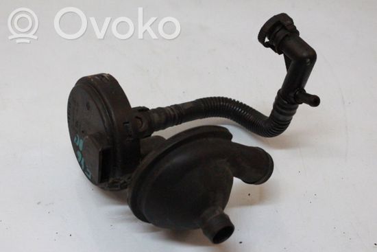 BMW 3 E46 Breather valve 1432558A0